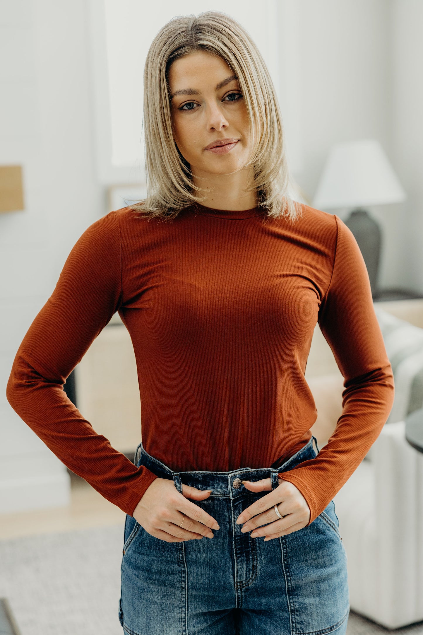 HIGH NECK LONG SLEEVE TEE IN AUBURN