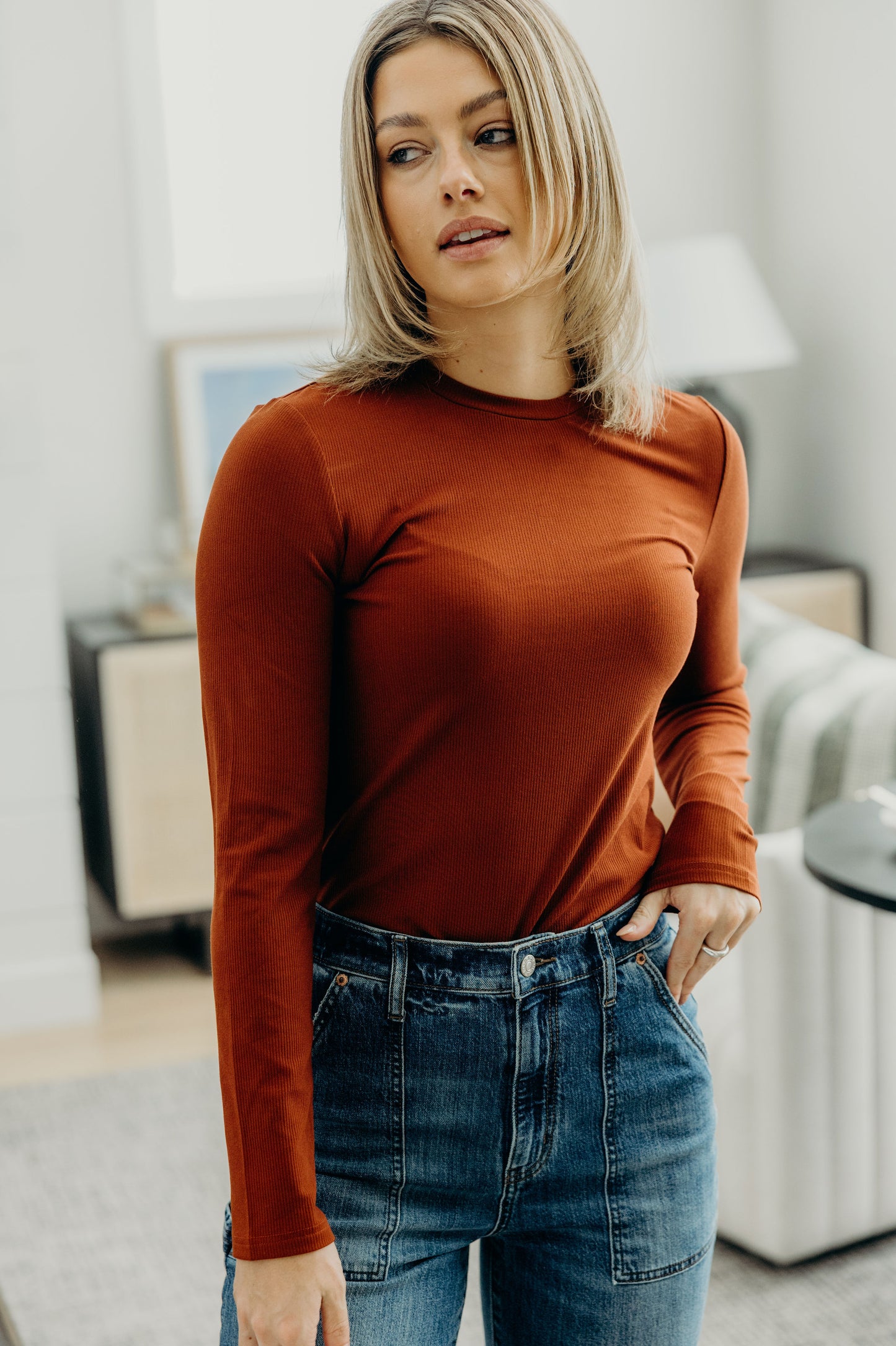 HIGH NECK LONG SLEEVE TEE IN AUBURN