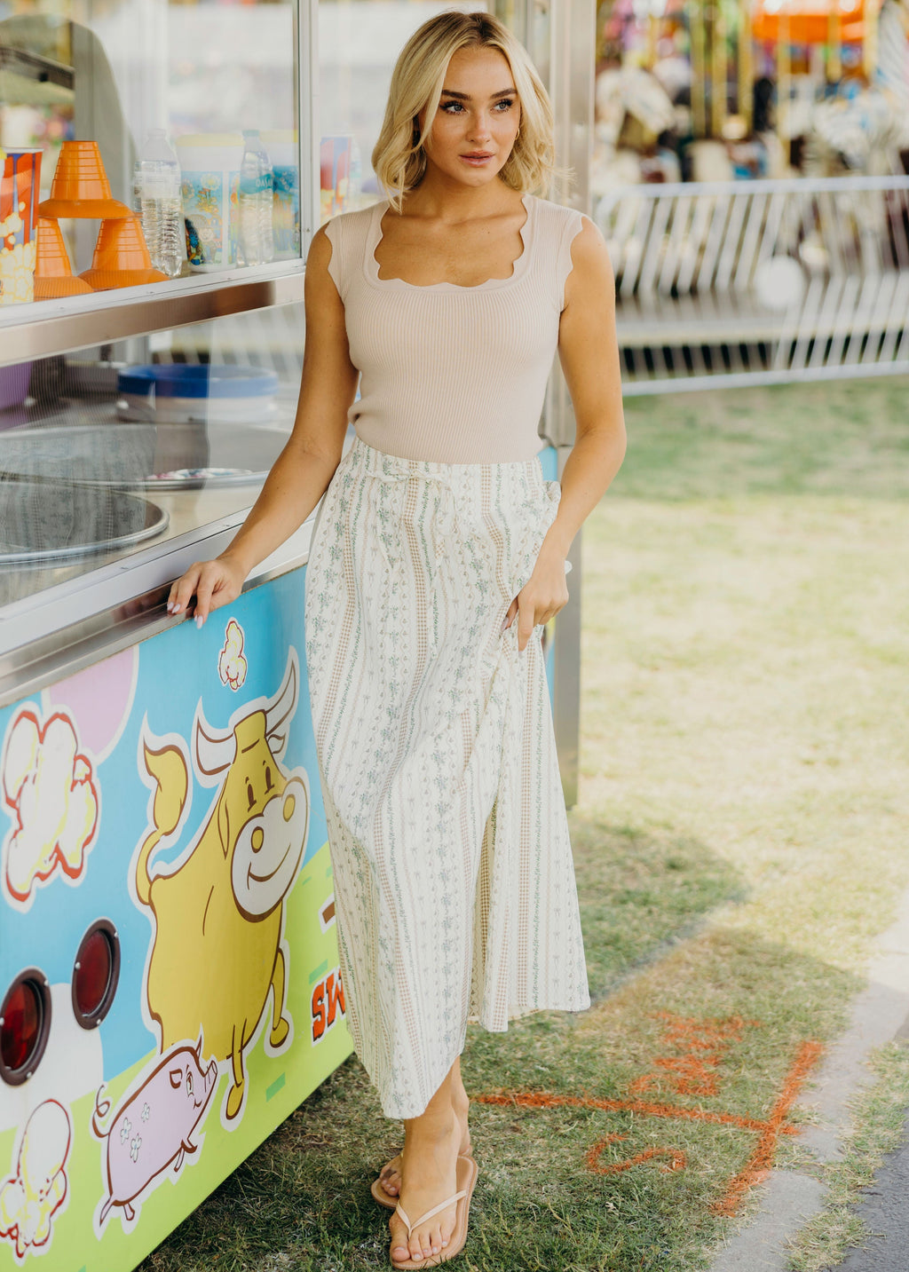 COLUMN SKIRT IN RIBBON REVERIE