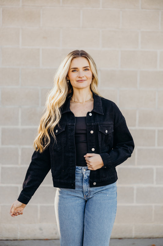 DENIM JACKET IN BLACK