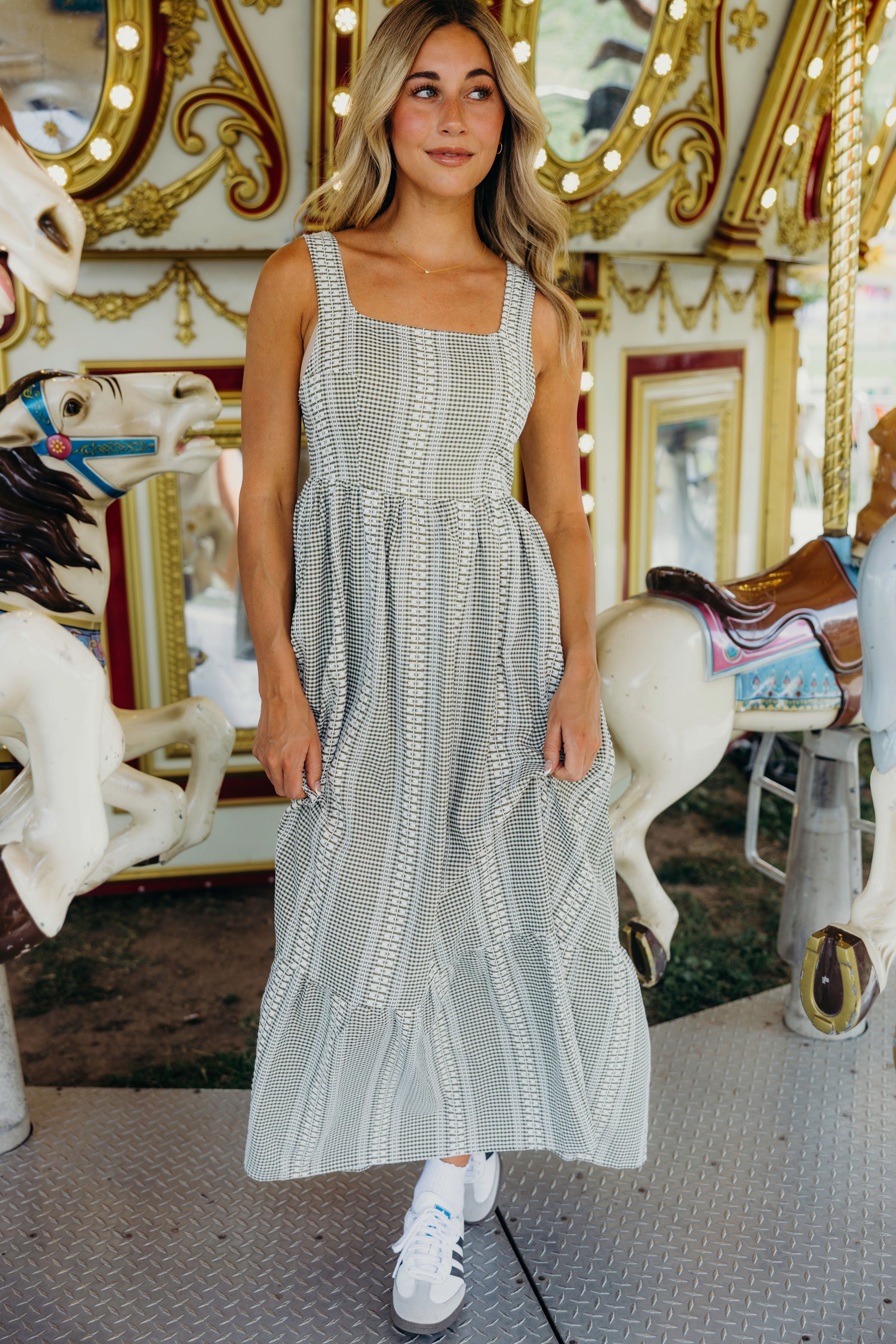 THE DELPHINE IN OLIVE PICNIC