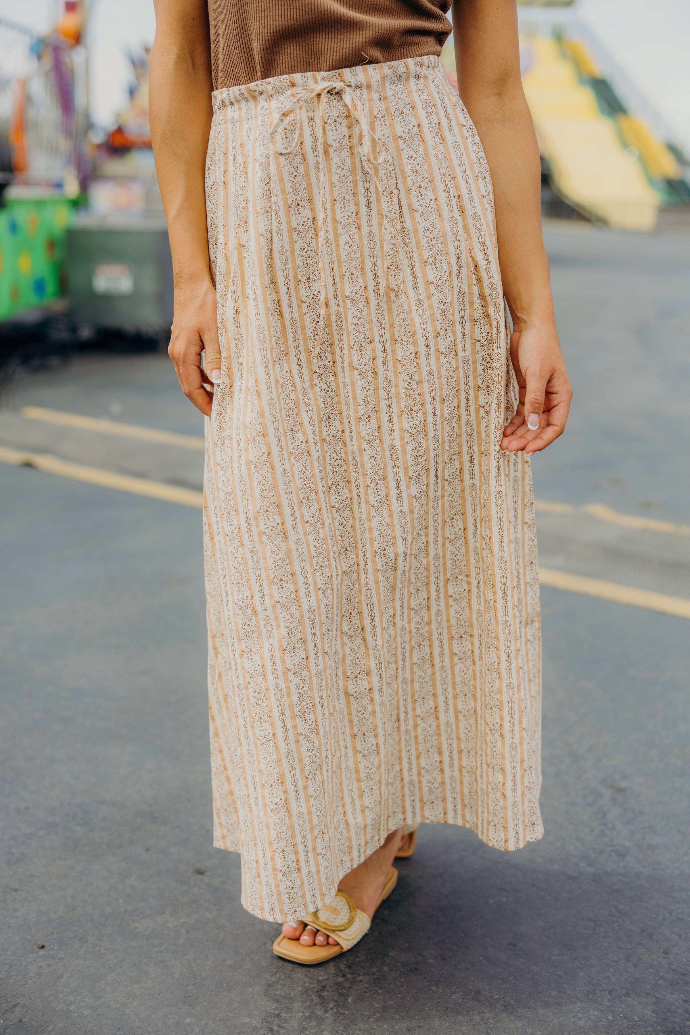 COLUMN SKIRT IN AMBER TAPESTRY