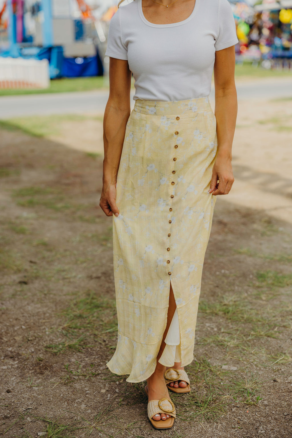 SLIT FRONT MAXI SKIRT IN MELLOW YELLOW