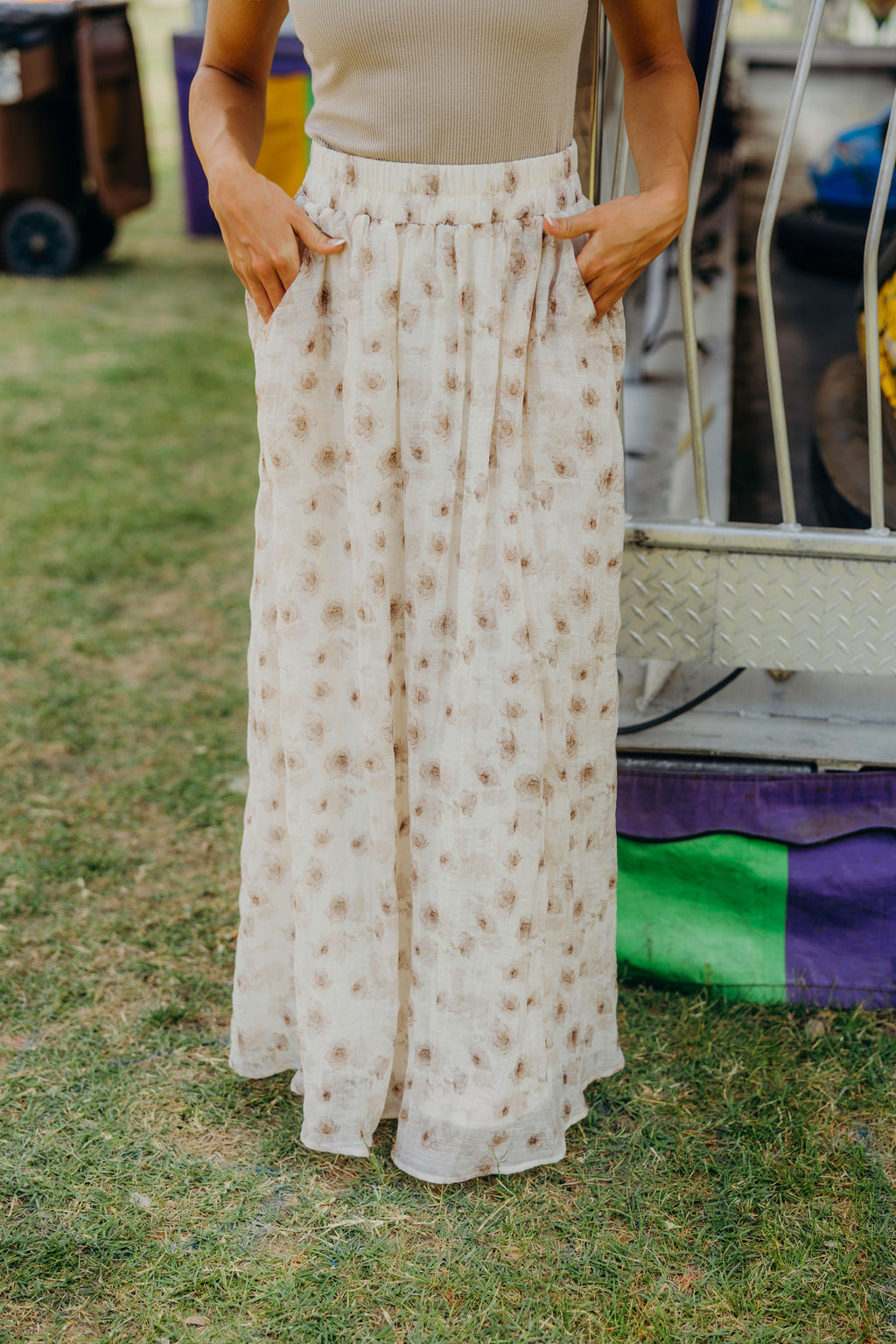 MAXI SKIRT IN FADED COCOA