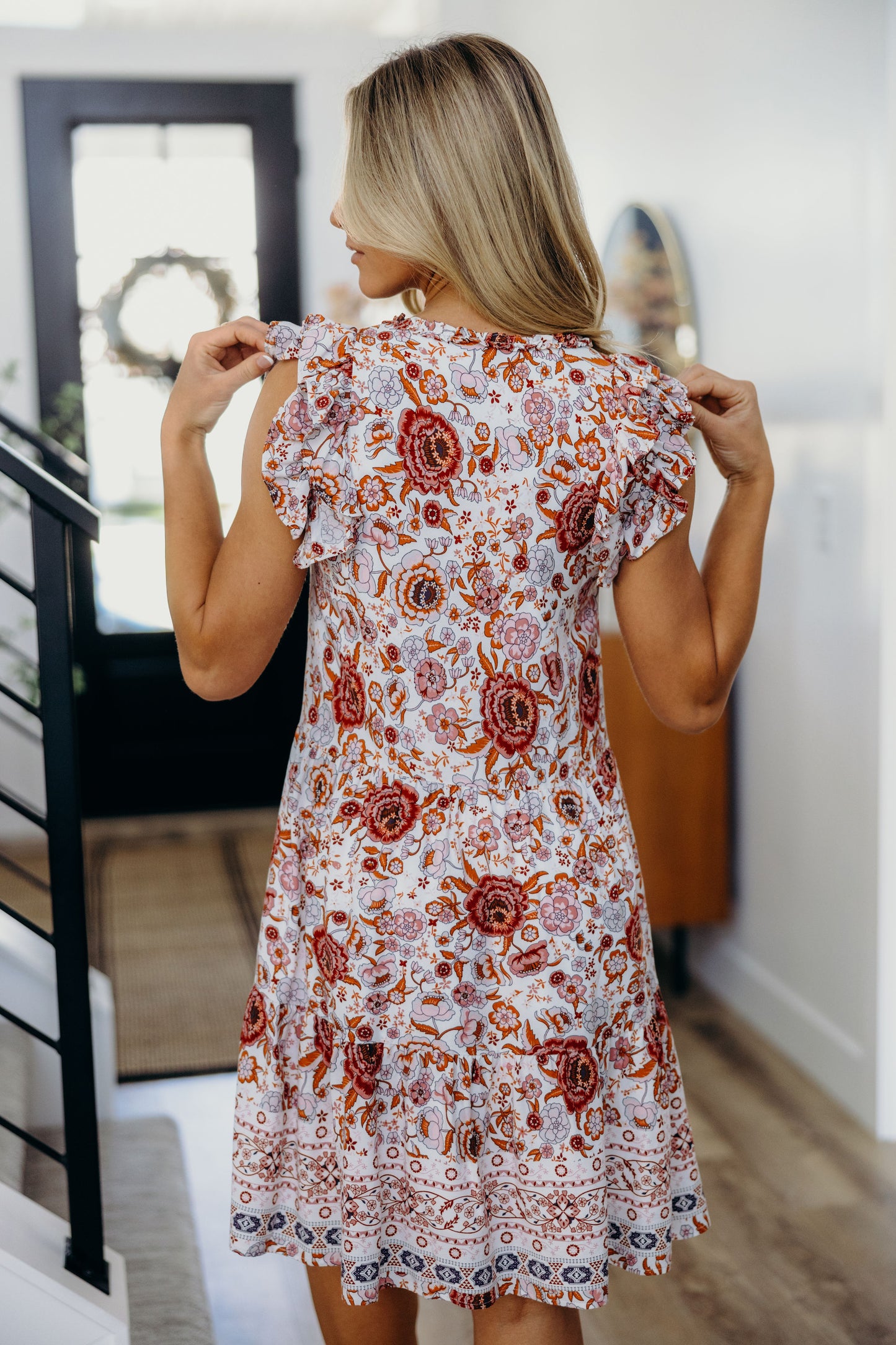THE LAURELIAN IN ROSE BURST
