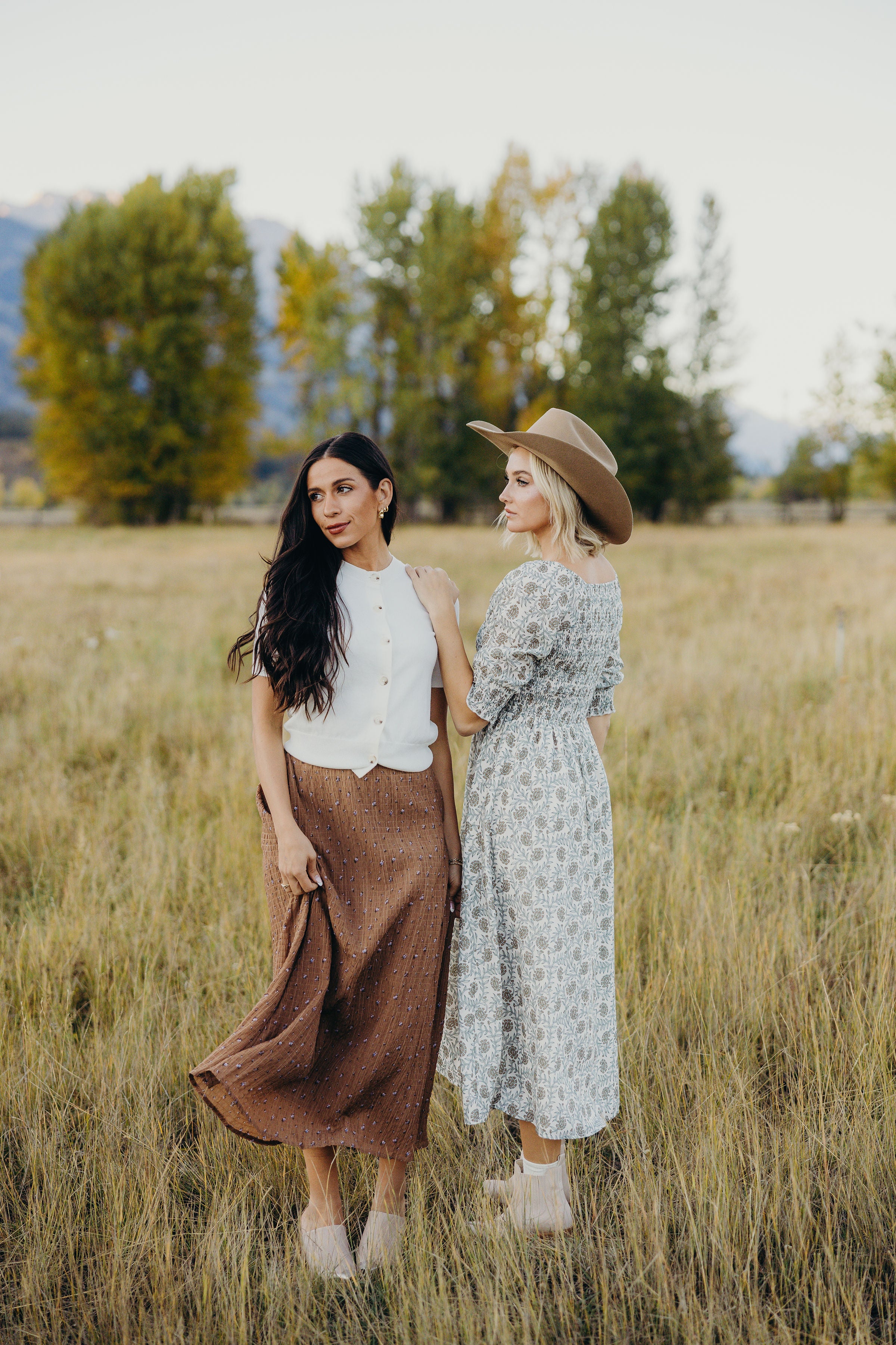 MAXI SLIP SKIRT IN COUNTRYSIDE BLOOM