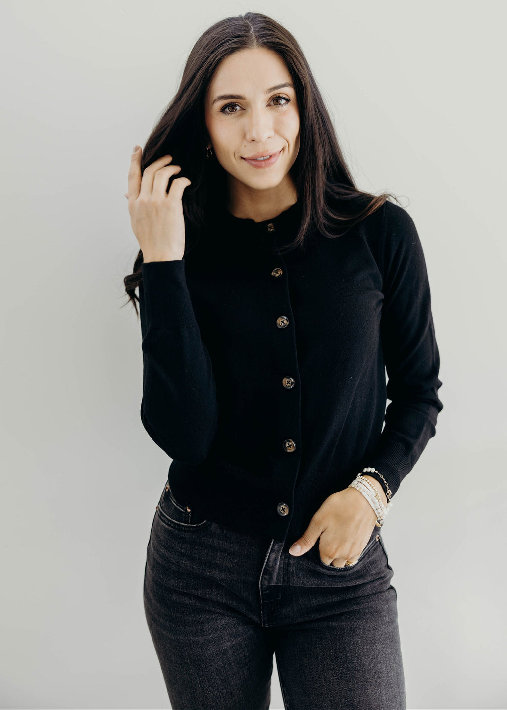 BASIC CARDIGAN IN BLACK