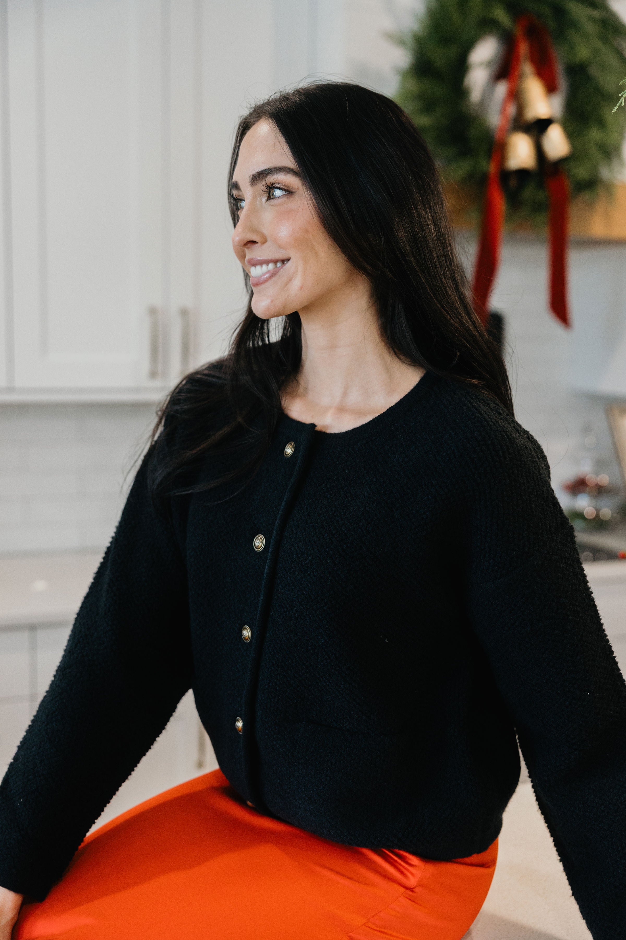 BUTTON FRONT CARDI IN BLACK