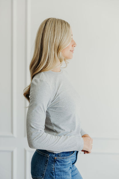 HIGH NECK LONG SLEEVE TEE IN HEATHER GRAY