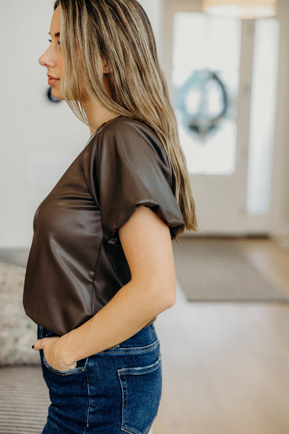 FAUX LEATHER TOP IN DRIFTWOOD