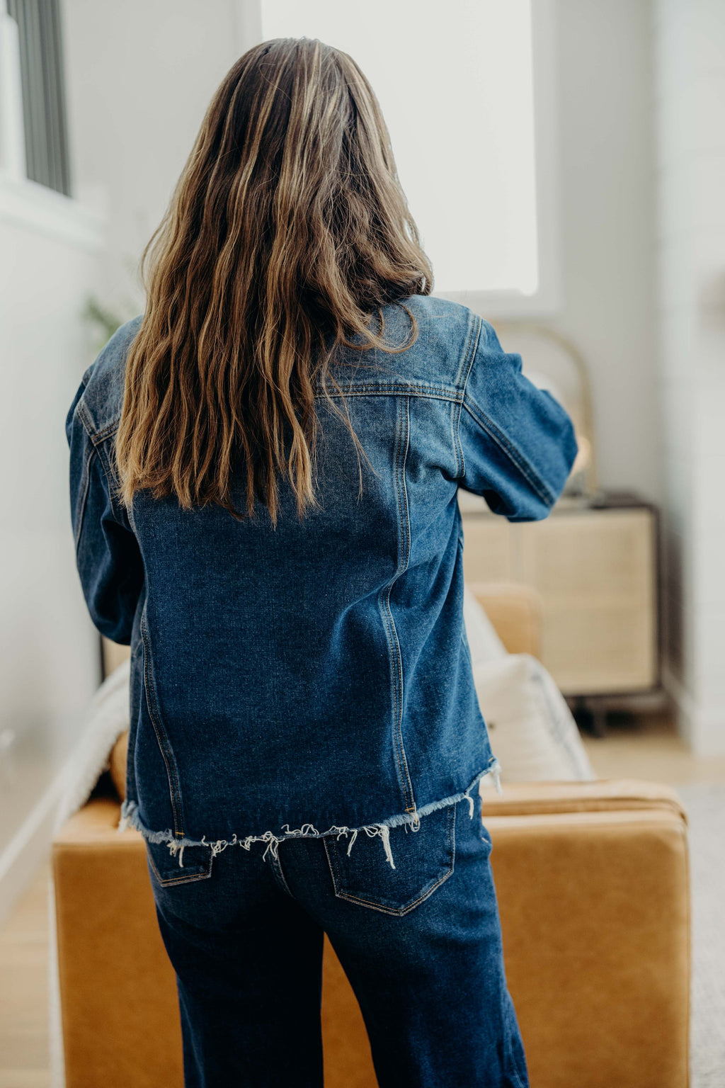 DISTRESSED DENIM JACKET IN INDIGO FINAL SALE