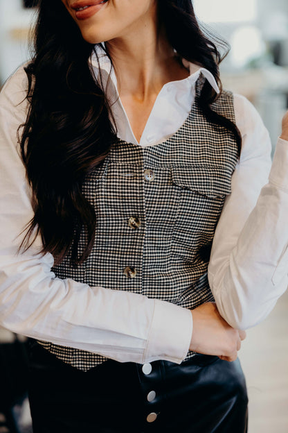 FITTED VEST IN BLACK HOUNDSTOOTH