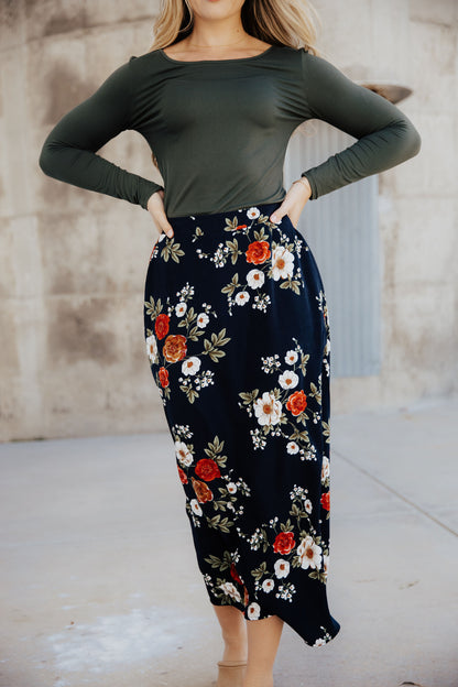 MAXI SLIP SKIRT IN ORIENTAL GARDEN