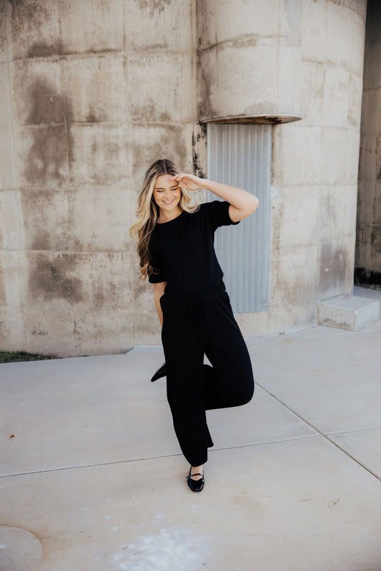 RIBBED KNIT SLOUCHY PANT IN BLACK