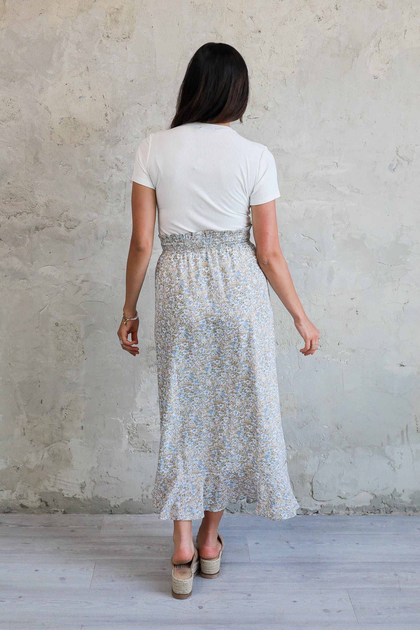 BUTTON FRONT SKIRT IN TROPICAL BREEZE FINAL SALE