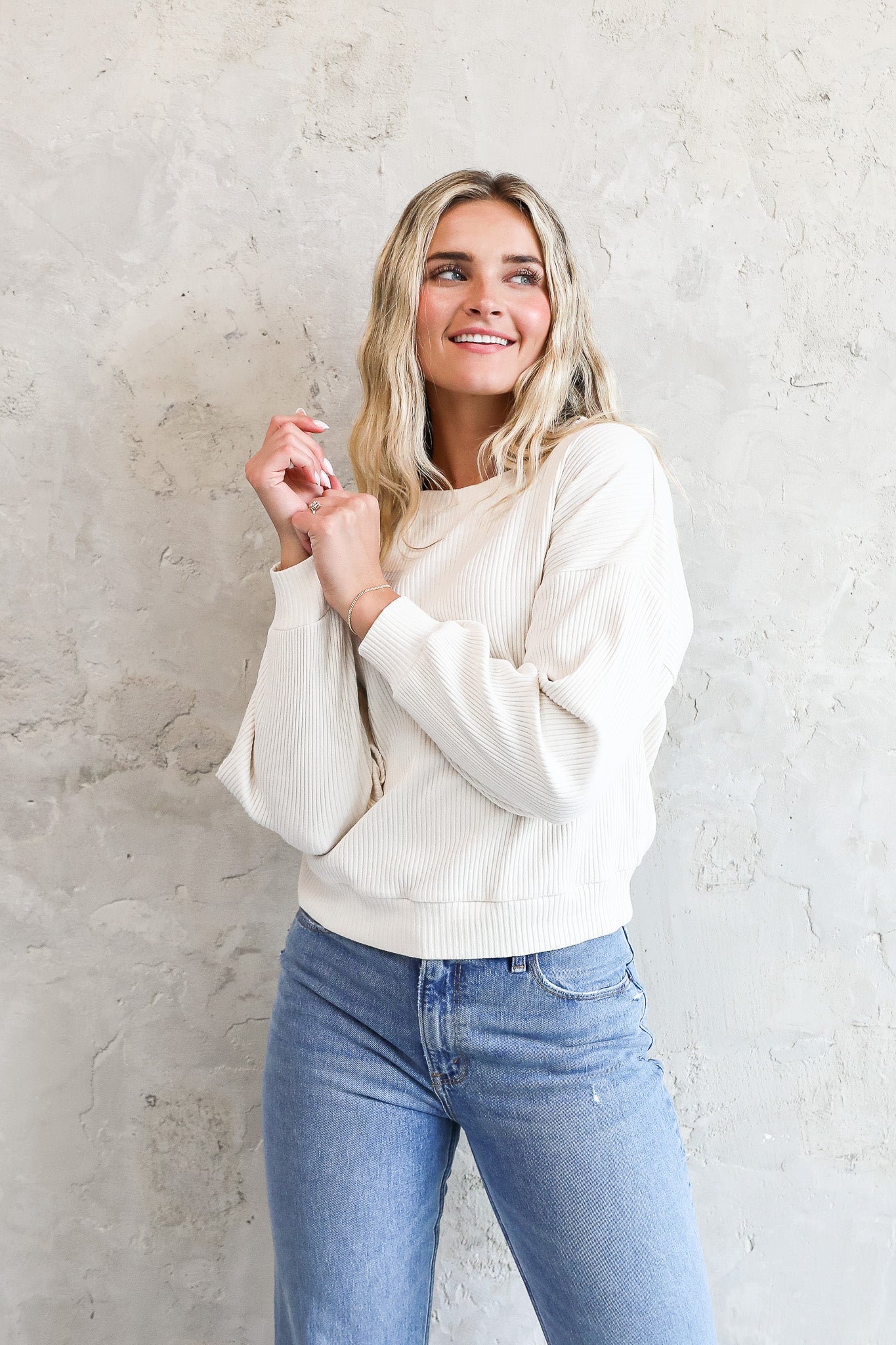 OVERSIZED RIBBED SWEATER IN CREAM FINAL SALE