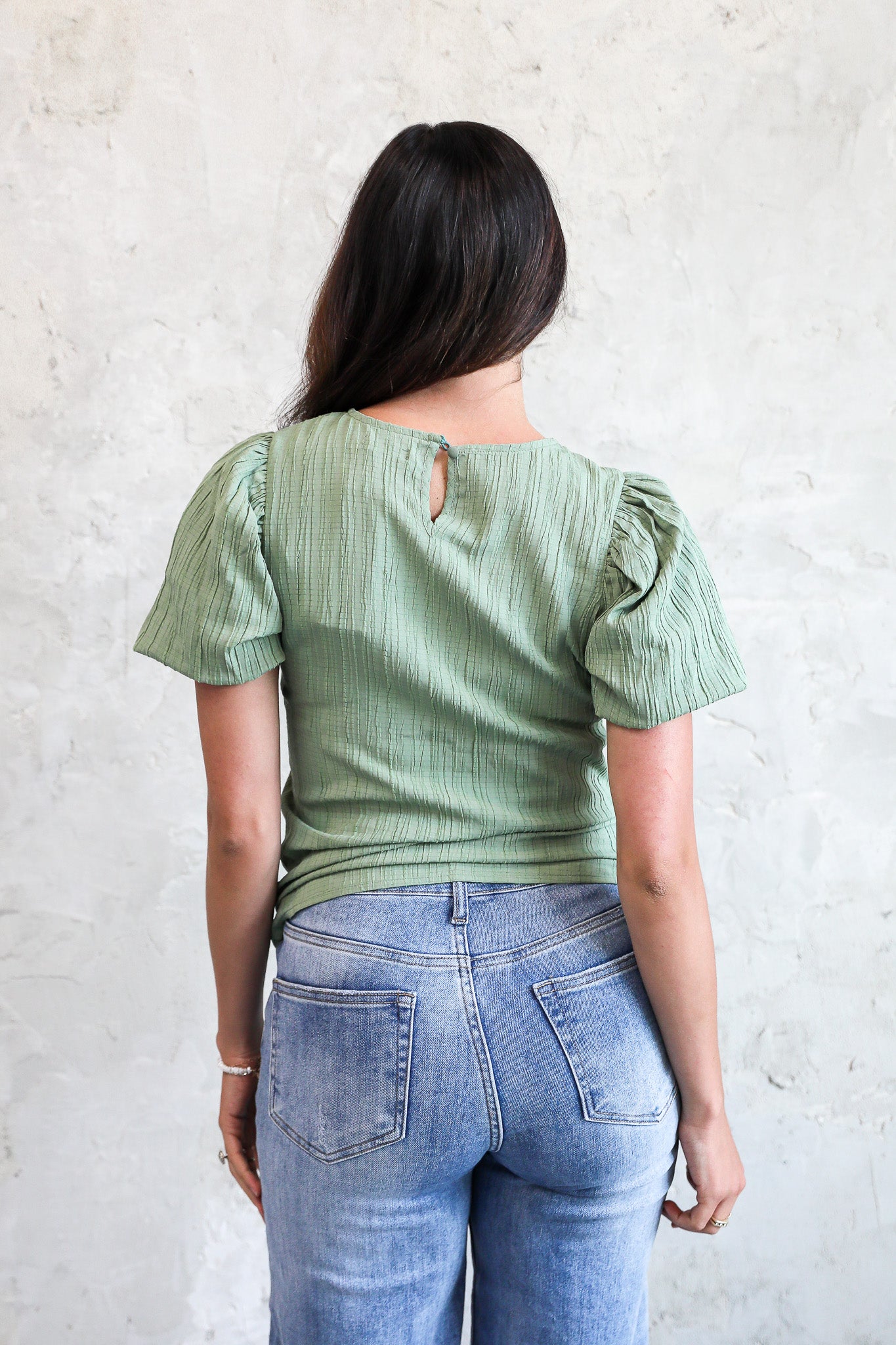 PUFF SLEEVE TOP IN DILL FINAL SALE