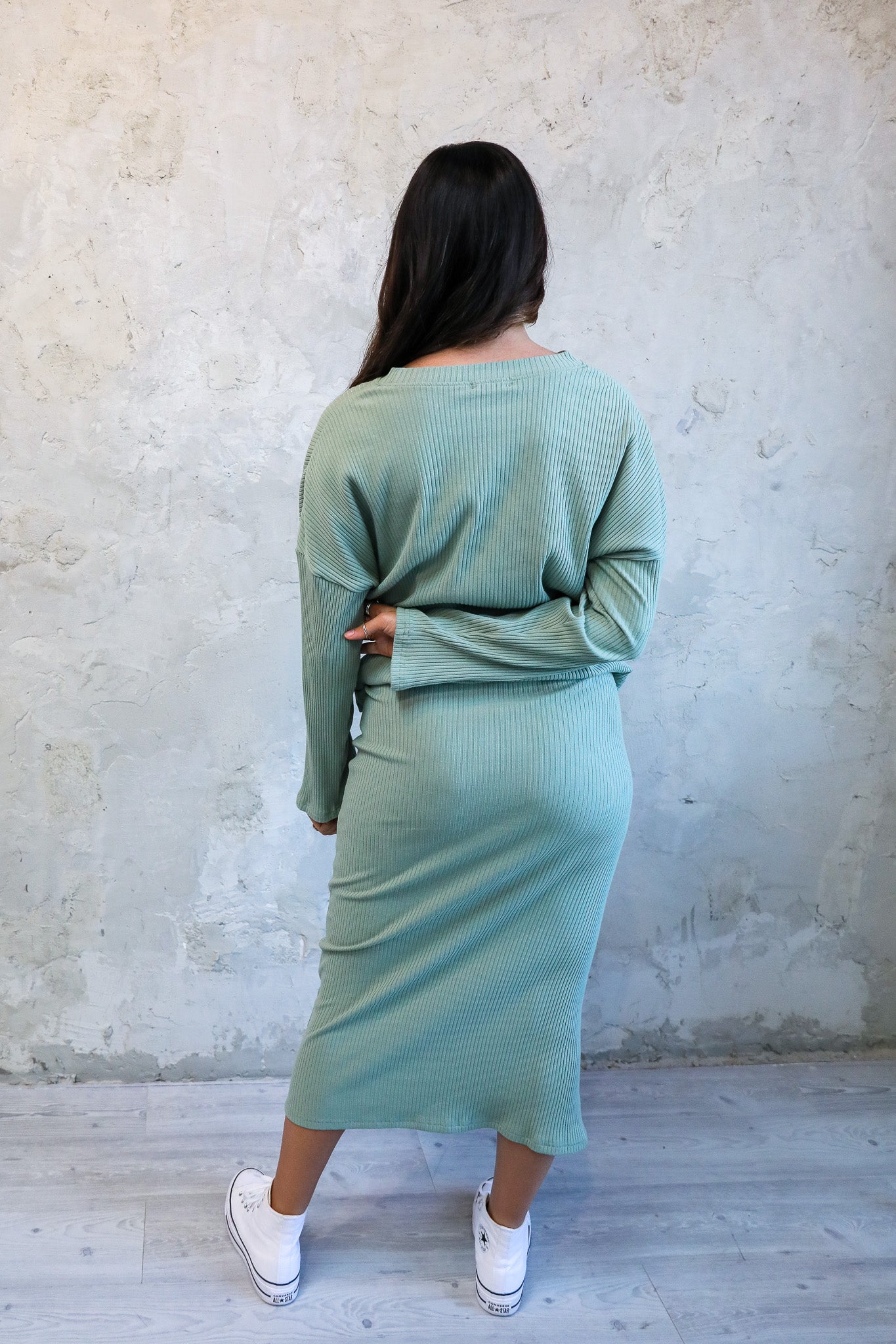 OVERSIZED RIBBED SWEATER IN BAY LEAF FINAL SALE