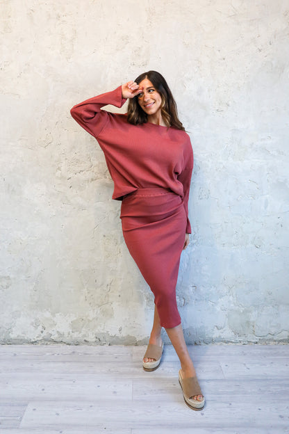 RIBBED MIDI SKIRT IN MARSALA FINAL SALE