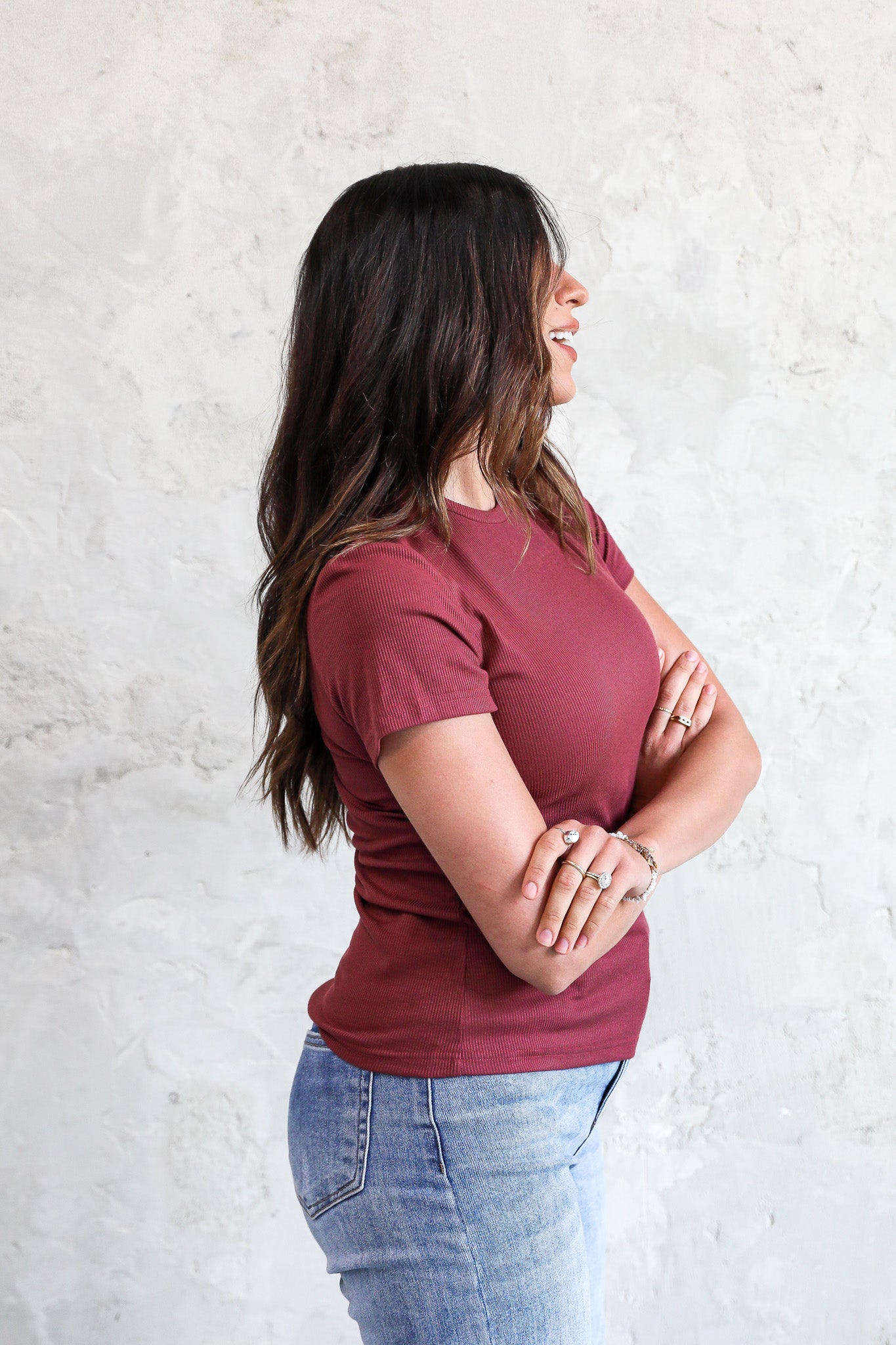 SHORT SLEEVE RIBBED TEE IN PLUM FINAL SALE