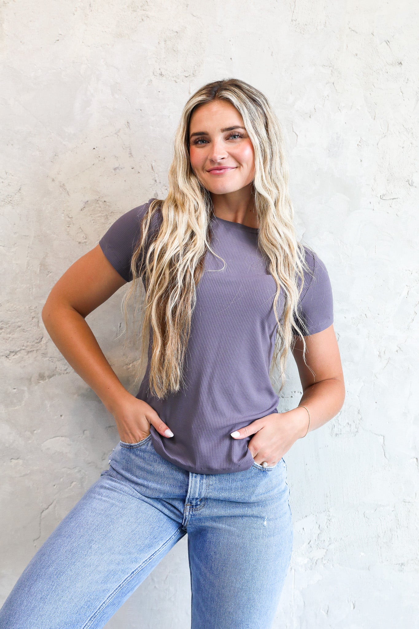 SHORT SLEEVE RIBBED TEE IN STORMY GRAY FINAL SALE