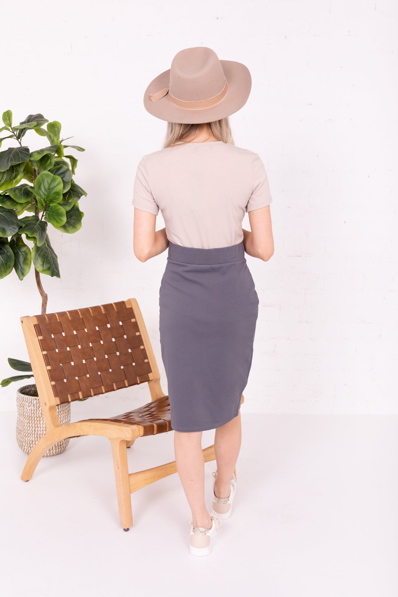 PONTE PENCIL SKIRT IN METEORITE FINAL SALE