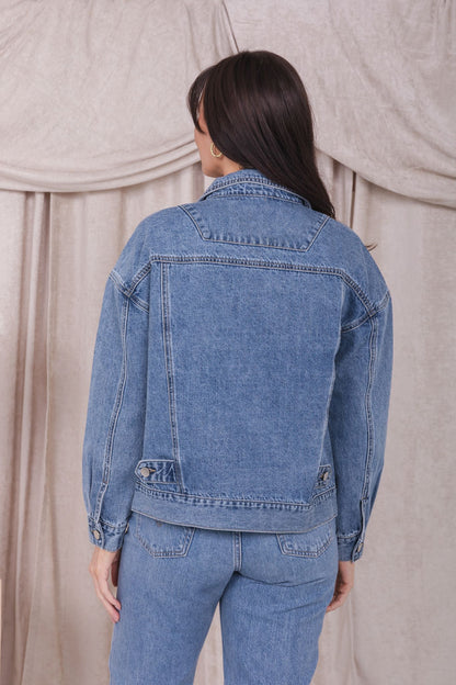 DENIM JACKET IN MEDIUM WASH FINAL SALE